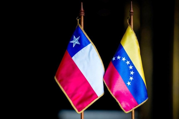 Director de Asuntos Consulares, Inmigración y Chilenos en el Exterior, arribó a Caracas para reactivación de relaciones consulares