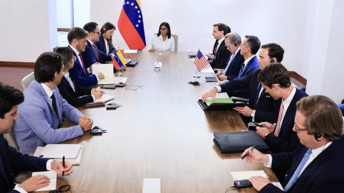 Delcy Rodríguez sostuvo reunión de alto nivel con funcionarios de los Departamentos de Estado y del Tesoro de EE.UU.