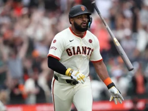 Heliot Ramos pasa a los Yankees por dos prospectos