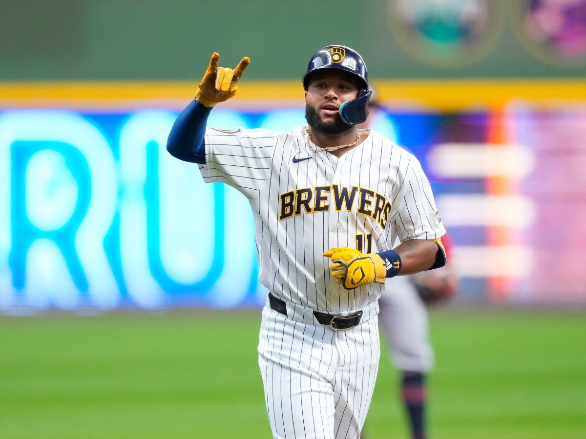 Jackson Chourio prolonga su buen momento a la ofensiva
