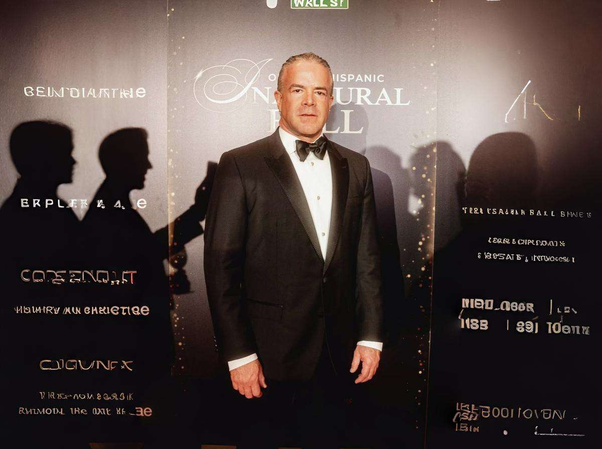 Nueva orden de aprehensión contra Raúl Rocha, dueño del Miss Universo