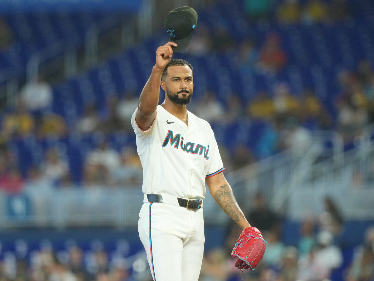 Alcántara se convierte en líder histórico de los Marlins en innings