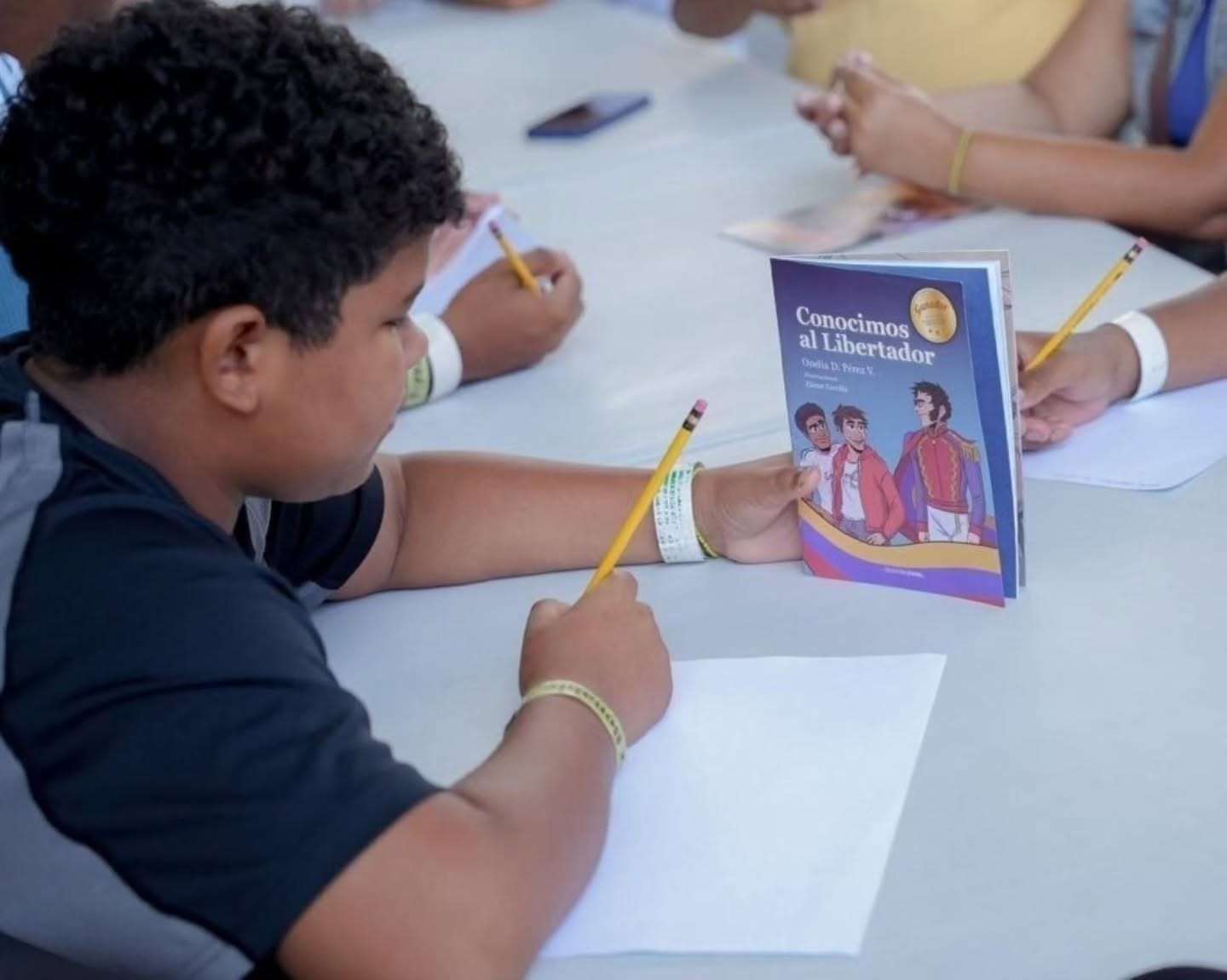 Extenderán plan de lectura del pensamiento bolivariano en las escuelas